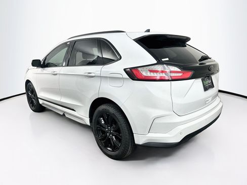 Used 2022 Ford Edge SE w/ Black Appearance Package AWD/4WD image 5