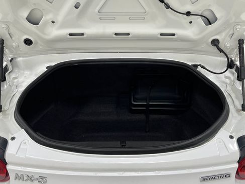 Used 2020 MAZDA MX-5 Miata RF Grand Touring RWD image 26