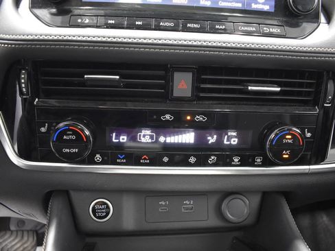 Certified 2023 Nissan Rogue SL w/ SL Premium Package AWD/4WD image 21