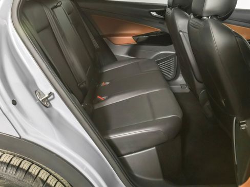 Used 2021 Volkswagen ID.4 Pro S image 43