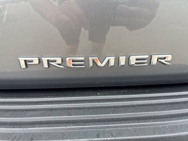 Used 2021 Chevrolet Tahoe Premier w/ Premium Package AWD/4WD image 10