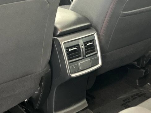 Used 2021 Subaru Forester Premium AWD/4WD image 39