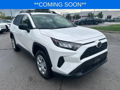 Used 2019 Toyota RAV4 LE AWD/4WD image 3