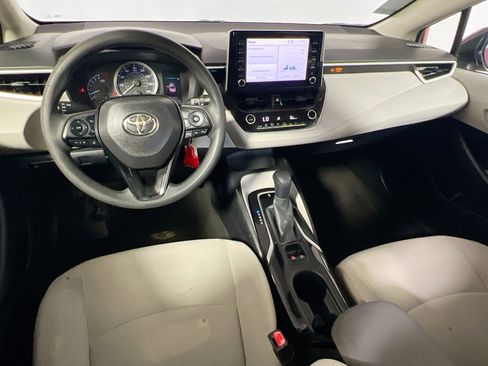 Used 2020 Toyota Corolla LE FWD image 29
