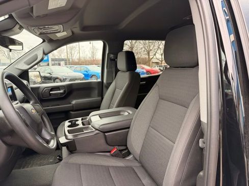Used 2023 Chevrolet Silverado 1500 Custom image 10