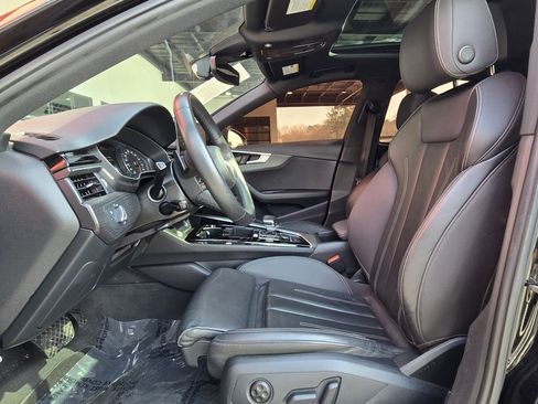 Used 2021 Audi A4 2.0T Premium w/ Convenience Package image 17