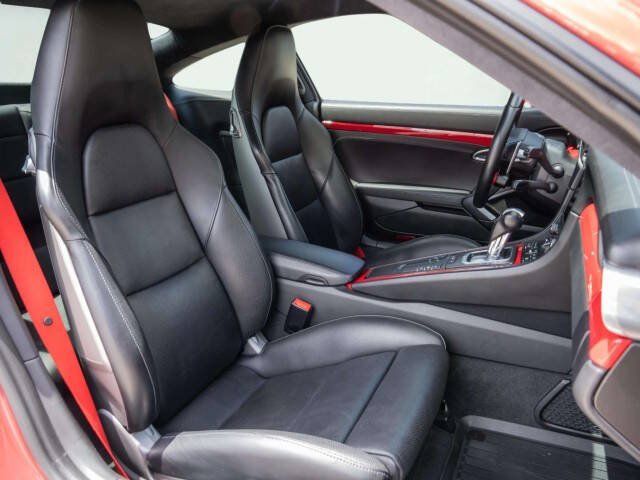 Used 2017 Porsche 911 Carrera 4S AWD/4WD image 11