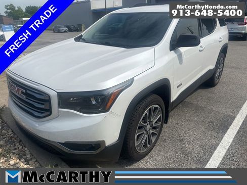 Used 2017 GMC Acadia SLT AWD/4WD image 1