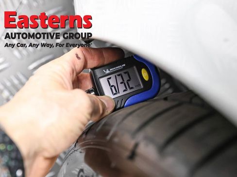 Used 2018 Tesla Model 3 Long Range image 20