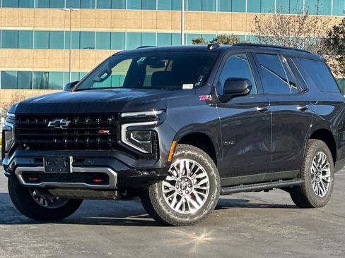 Certified 2025 Chevrolet Tahoe Z71 image 8