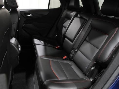 Used 2022 Chevrolet Equinox RS w/ RS Leather Package image 18