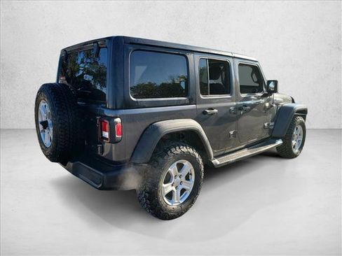 Used 2018 Jeep Wrangler Unlimited Sport S image 5