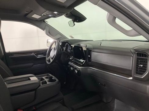 Used 2025 GMC Sierra 1500 Elevation image 30