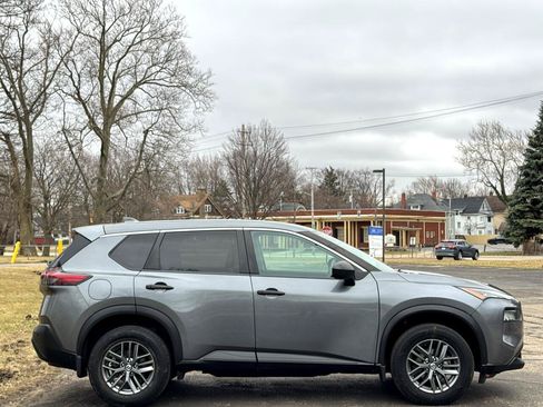 Used 2021 Nissan Rogue S AWD/4WD image 8