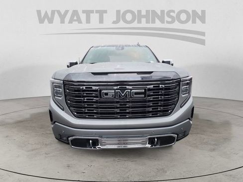 Used 2024 GMC Sierra 1500 Denali Ultimate AWD/4WD image 8