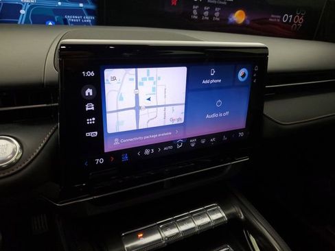 Used 2024 Lincoln Nautilus Premier w/ Jet Appearance Package image 28