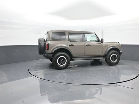 New 2026 Ford Bronco Outer Banks w/ Sasquatch Package AWD/4WD image 8
