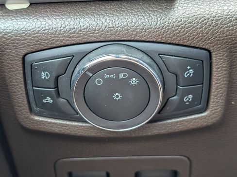 Used 2020 Ford F150 King Ranch w/ Equipment Group 601A Luxury AWD/4WD image 24