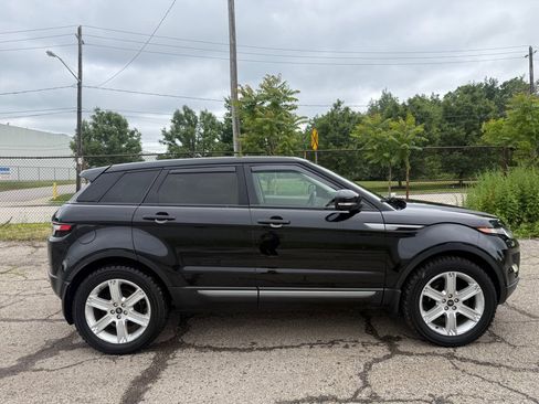 Used 2013 Land Rover Range Rover Evoque Pure Premium AWD/4WD image 2