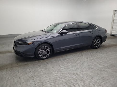Used 2023 Honda Accord EX image 2