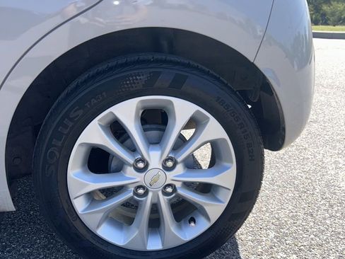 Used 2019 Chevrolet Spark LT FWD image 9