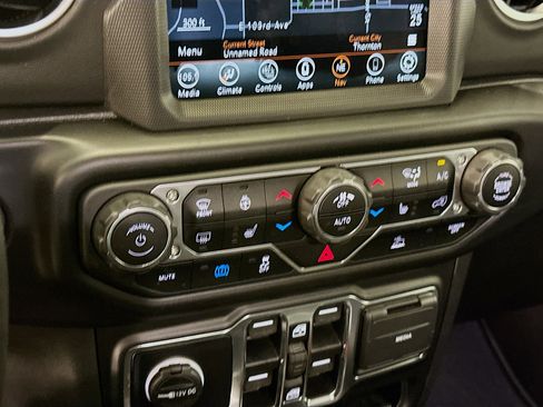 Used 2023 Jeep Wrangler Sahara w/ Cold Weather Group image 24