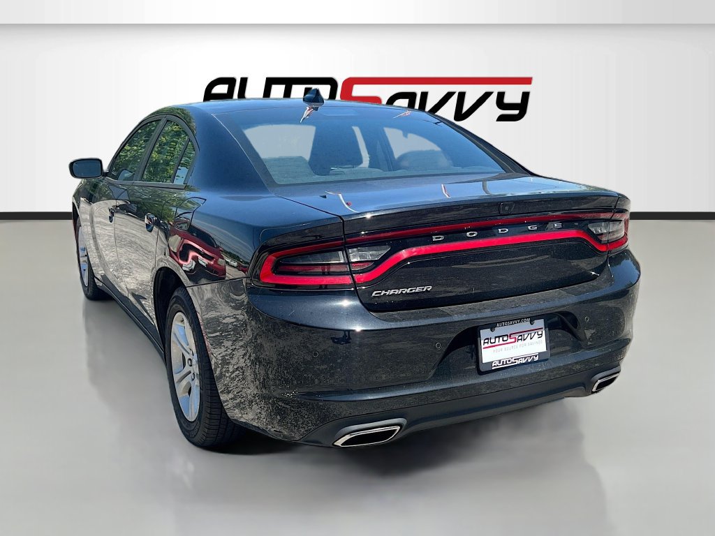 Used 2023 Dodge Charger SXT w/ Cold Weather Package RWD image 5