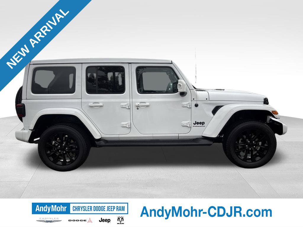 Used 2023 Jeep Wrangler Unlimited Sahara AWD/4WD image 8