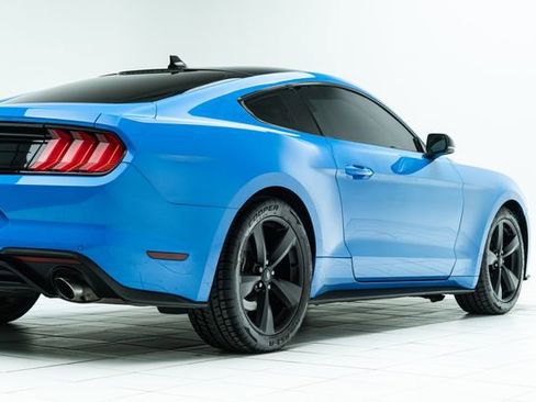 Used 2022 Ford Mustang Premium w/ Equipment Group 201A image 13