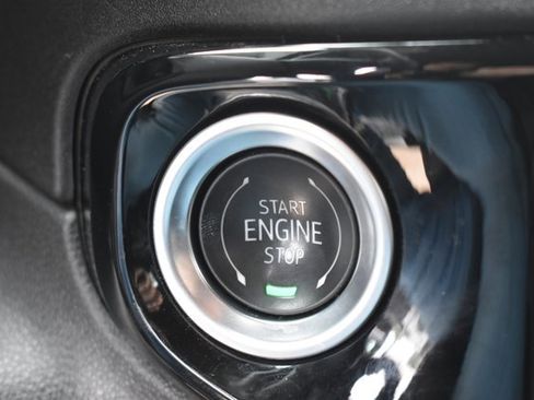 Used 2025 Chevrolet Silverado 3500 LT w/ Convenience Package AWD/4WD image 30
