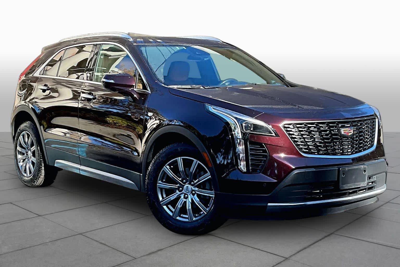 Used 2021 Cadillac XT4 Premium Luxury AWD/4WD image 3