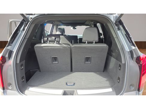 Used 2022 Cadillac XT6 Premium Luxury AWD/4WD image 28