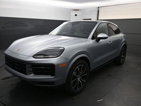 New 2026 Porsche Cayenne S image 11