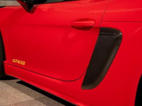 Used 2024 Porsche 718 Cayman GT4 RS RWD image 30