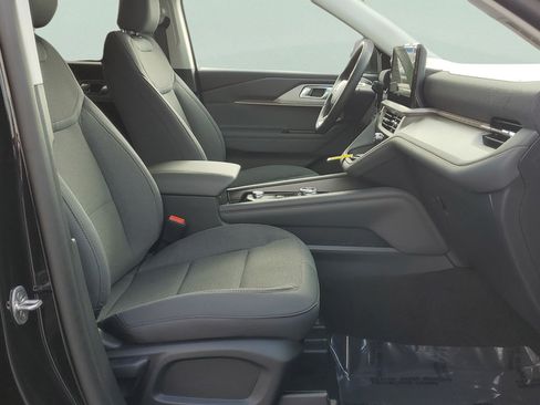 New 2026 Ford Explorer Active AWD/4WD image 17