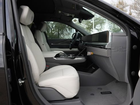 New 2025 Cadillac Escalade IQ Sport 1 w/ Smart Trailering package image 27