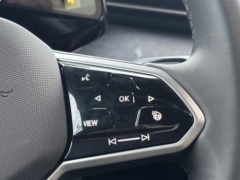 New 2025 Volkswagen ID. Buzz Pro S image 18