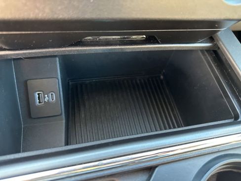 Used 2020 Ford F250 XLT w/ XLT Premium Package image 30