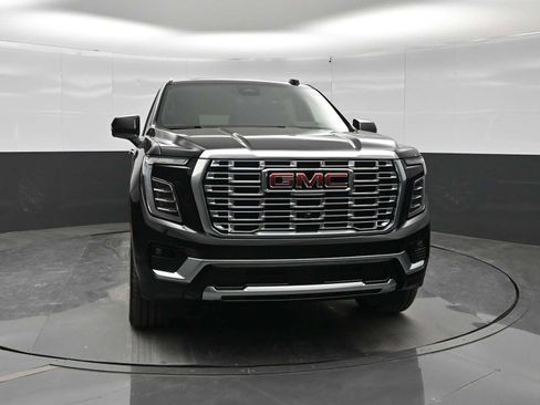 New 2026 GMC Yukon XL Denali w/ Denali Reserve Package AWD/4WD image 2