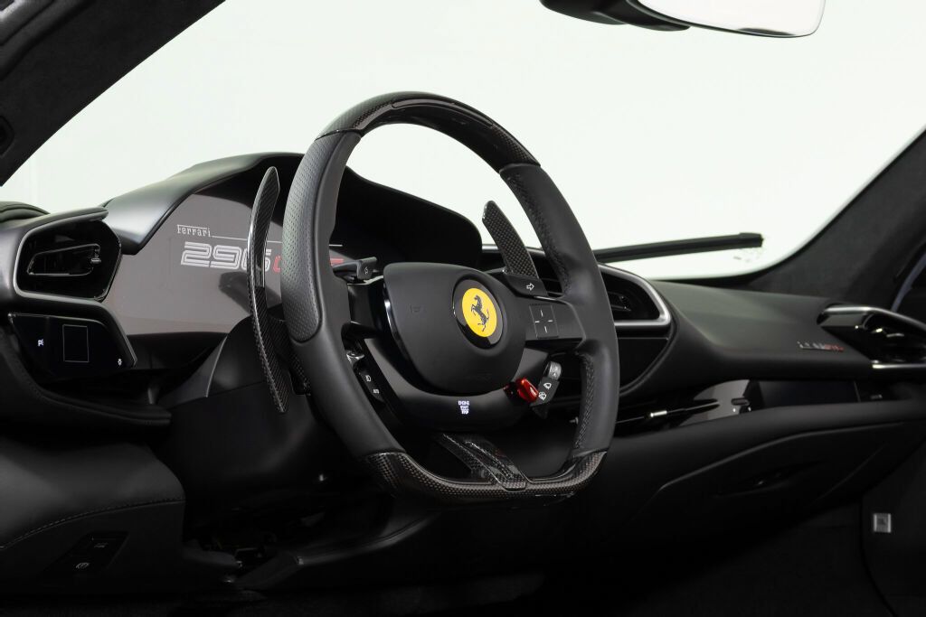 Used 2024 Ferrari 296 GTS RWD image 30