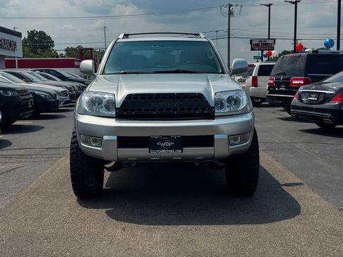 Used 2003 Toyota 4Runner Limited AWD/4WD image 2