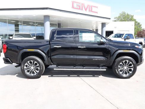 New 2026 GMC Canyon Denali AWD/4WD image 7