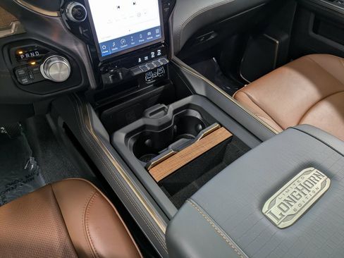 Used 2024 RAM 2500 Limited w/ Safety Group image 15