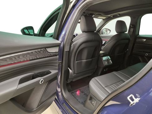 New 2025 Maserati Grecale Modena image 18