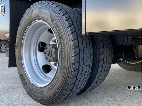 Used 2024 RAM 5500 Tradesman w/ Safety Group image 19