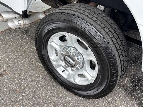 Used 2025 Ford F250 XLT image 27