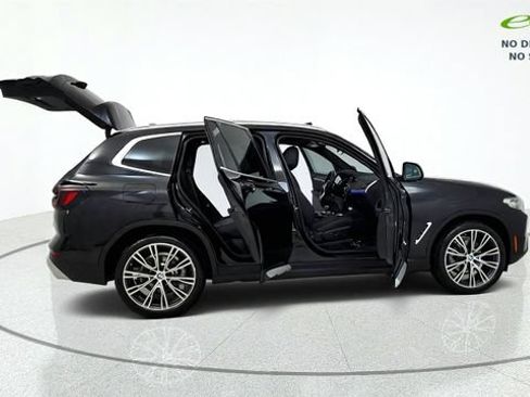 Used 2024 BMW X3 sDrive30i w/ Convenience Package RWD image 19