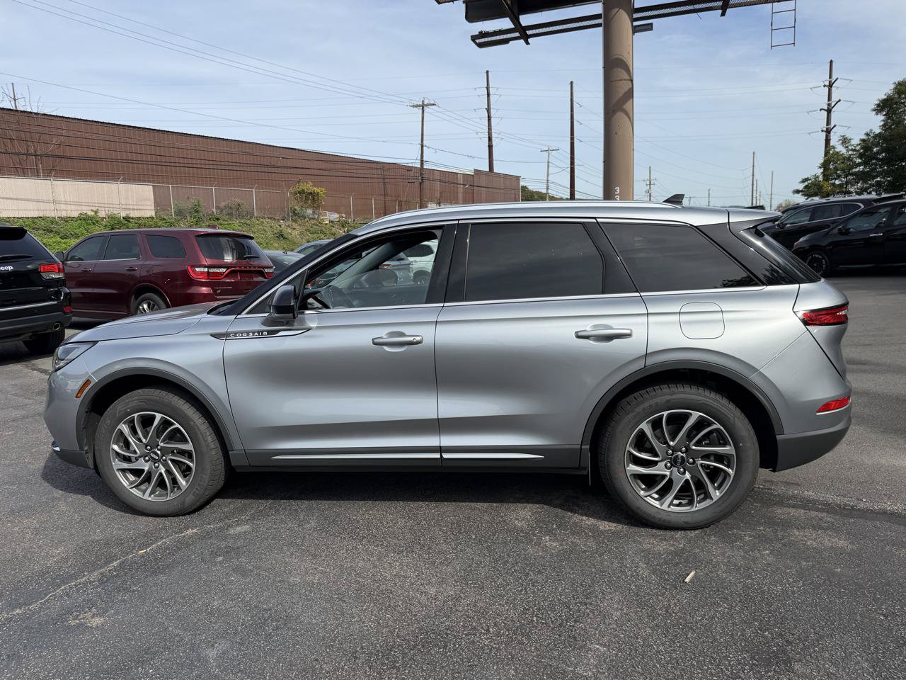 Used 2022 Lincoln Corsair AWD w/ Equipment Group 101A image 8