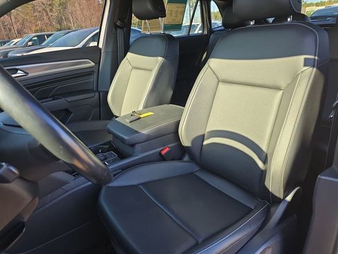 Used 2020 Volkswagen Atlas Cross Sport SEL image 19