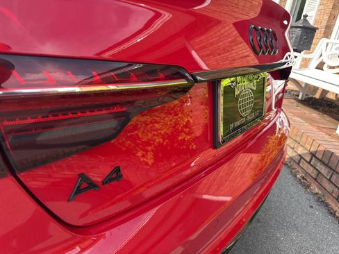 Used 2022 Audi A4 2.0T Premium Plus AWD/4WD image 40